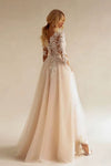 Robe de mariée fluide dentelle bohème