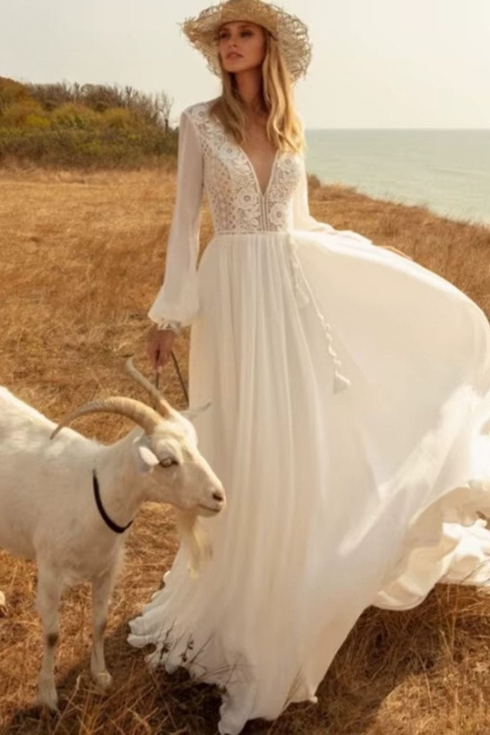 Robe de Mariée Bohème col V Blanc / Sur mesure